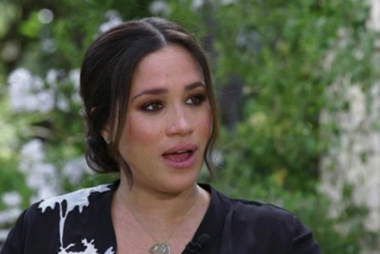Báo Anh tung bằng chứng Meghan Markle đã nói dối trong việc tố cáo gia đình chồng giữ hộ chiếu đủ khiến cô phải câm nín