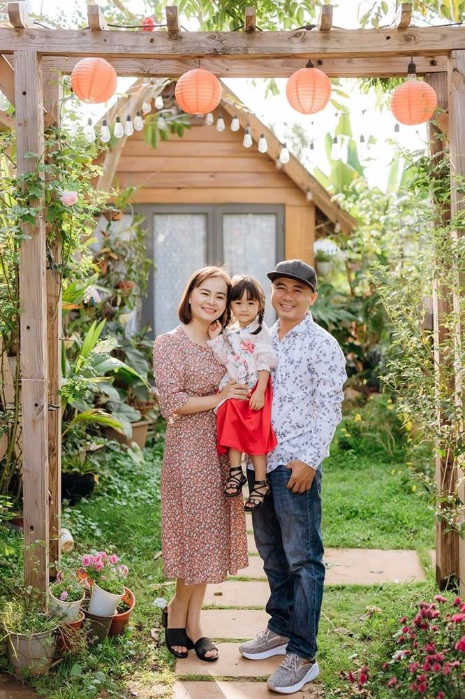 Ngôi nhà hoa hồng rộng 15m2 của vợ chồng trẻ ở Vũng Tàu-8