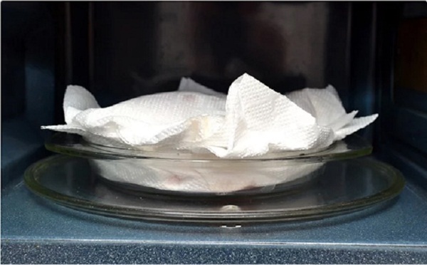 Muốn rã đông cá nhanh, không tanh, không nát hãy áp dụng 1 trong 3 bí quyết này-4