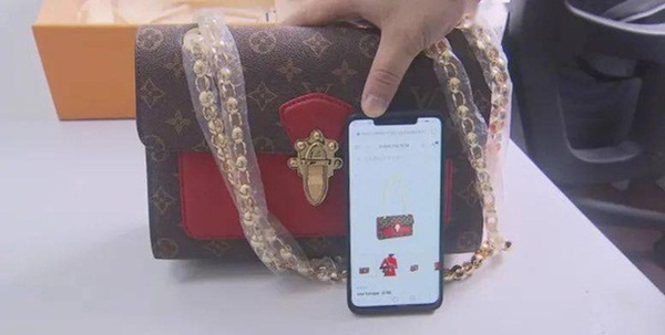Đáng sợ với đẳng cấp làm hàng nhái Trung Quốc: Túi LV giả có chip NFC chống hàng giả, dù túi thật không hề có-2