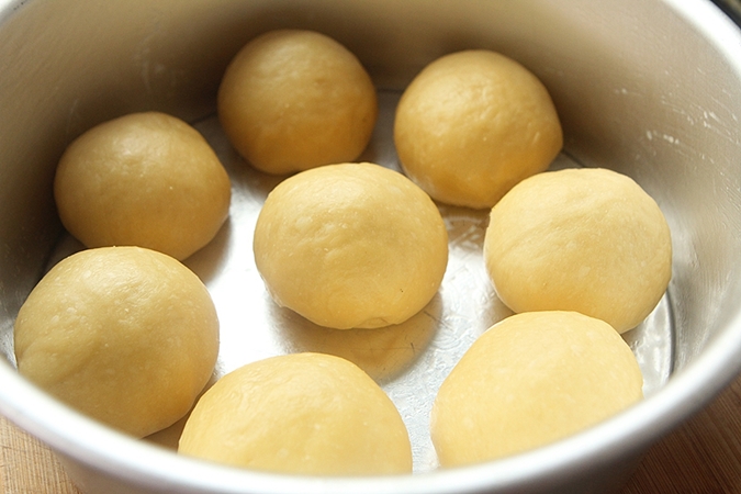 Nhà chẳng có lò nướng mà tôi vẫn làm được bánh mì xốp mềm khiến cả nhà tròn mắt ngạc nhiên-4