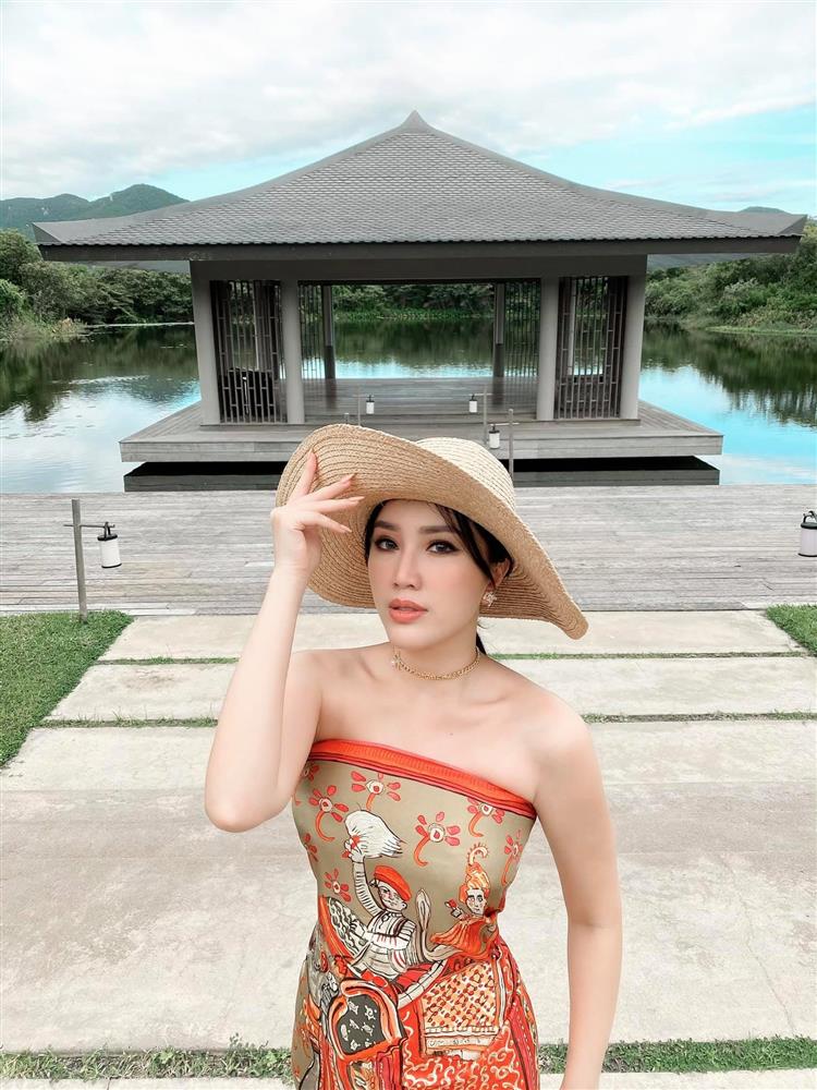 Lấy chồng đại gia, Bảo Thy chỉ thảnh thơi đi chơi, diện cả loạt đồ khoe dáng bốc lửa khiến dân tình mê tít-1