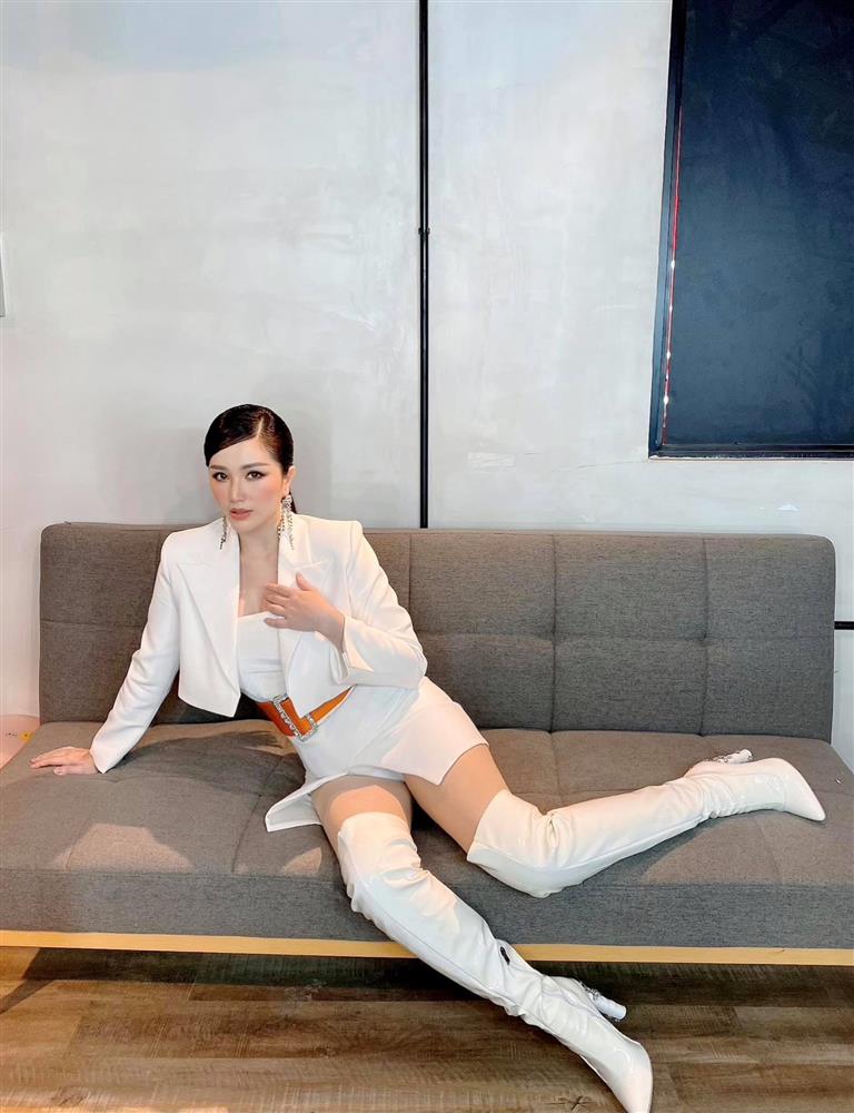 Lấy chồng đại gia, Bảo Thy chỉ thảnh thơi đi chơi, diện cả loạt đồ khoe dáng bốc lửa khiến dân tình mê tít-5