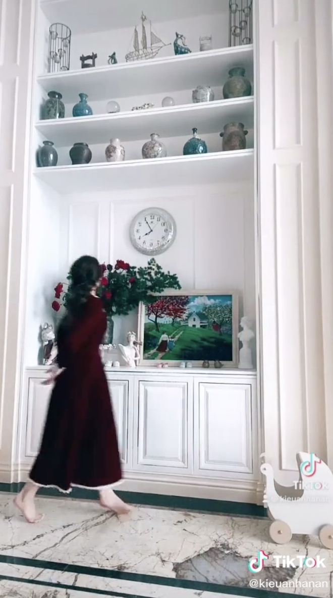 Nhà của phu nhân penthouse Anan Nguyễn nổi tiếng TikTok hoành tráng tới cỡ nào?-9