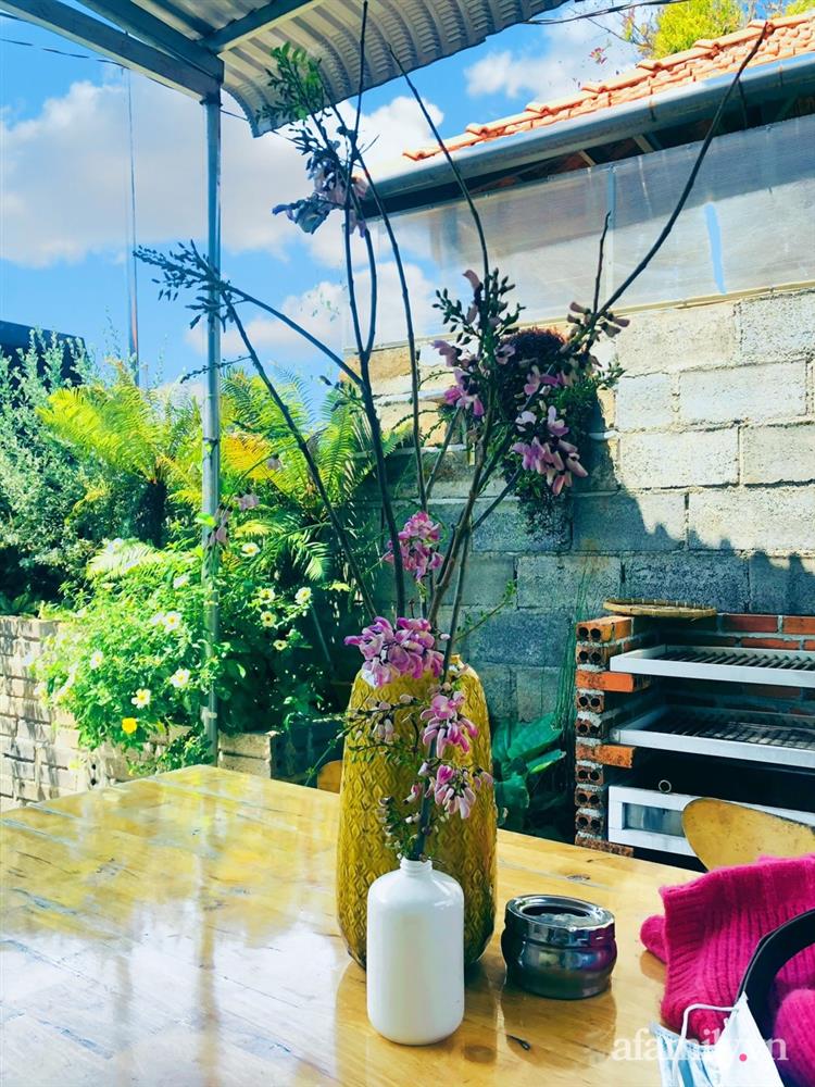 Bận rộn chăm sóc 3 con, bà mẹ đảm vẫn một tay thiết kế khu vườn đầy hoa đẹp như mơ ở Đắk Nông-29