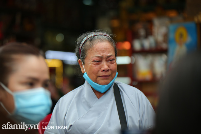 Lễ tưởng niệm và cầu siêu chuyên gia trang điểm Phan Minh Lộc: Mẹ Minh Lộc tiết lộ nguyên nhân khiến anh đột ngột ra đi-3