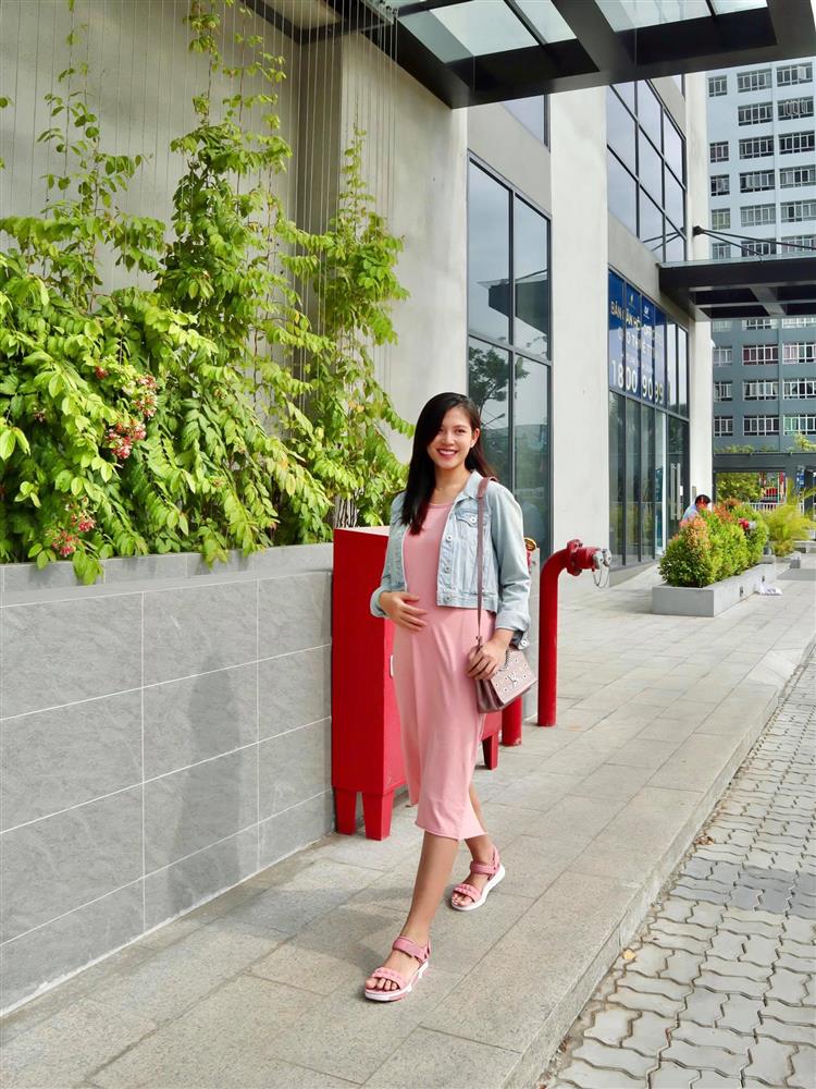 Sinh con mùa dịch, Chúng Huyền Thanh tiết lộ dự định đặt tên cho bé liên quan đến Covid-19, nghe tên ai cũng bất ngờ-3