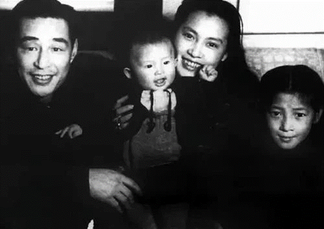 Bị sẩy thai vì phát hiện chồng ngoại tình, người phụ nữ ngay lập tức ly thân suốt 30 năm, sau khi chồng mất, bà nói với nhân viên nhà xác đúng 8 chữ gây ám ảnh-6