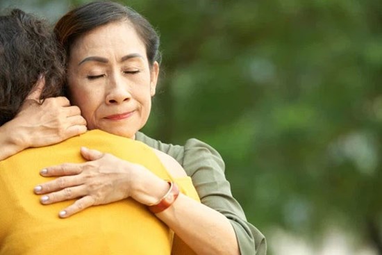 Sau đêm tân hôn mặn nồng, tỉnh dậy chồng đã 