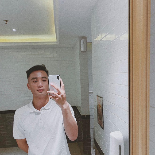 Thời đi thi Olympia trông rõ bình dị, vậy mà nam sinh này giờ lột xác đẹp trai ngỡ ngàng: Công việc hiện tại tóm gọn bằng 1 từ đỉnh”-6