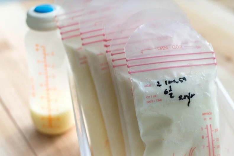 6 nguyên tắc khi bảo quản sữa mẹ, đặc biệt cần chú ý 2 điều để trẻ không bị đau bụng-1