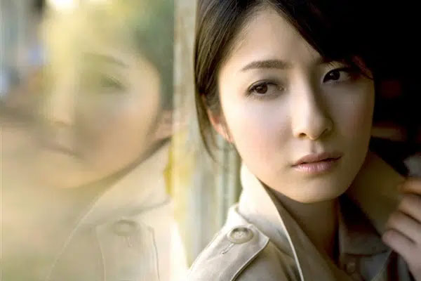 Ly dị được một tuần, tôi về nhà dọn đồ và phát hiện ra cuốn sổ tiết kiệm, biết được sự thật mà tôi chết sững-2