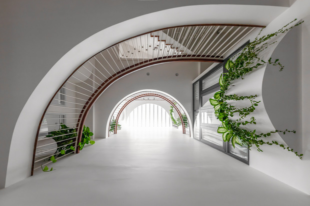 Giá đất đắt đỏ, gia đình đông thế hệ ở Sài Gòn quyết xây nhà phố có một không hai, 18 giờ tối vẫn chưa phải bật điện-7