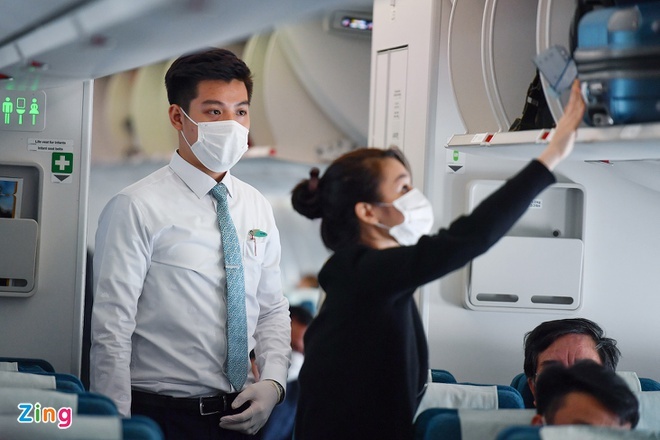 Giá vé máy bay dịp 30/4 - 1/5 tăng nhanh-1