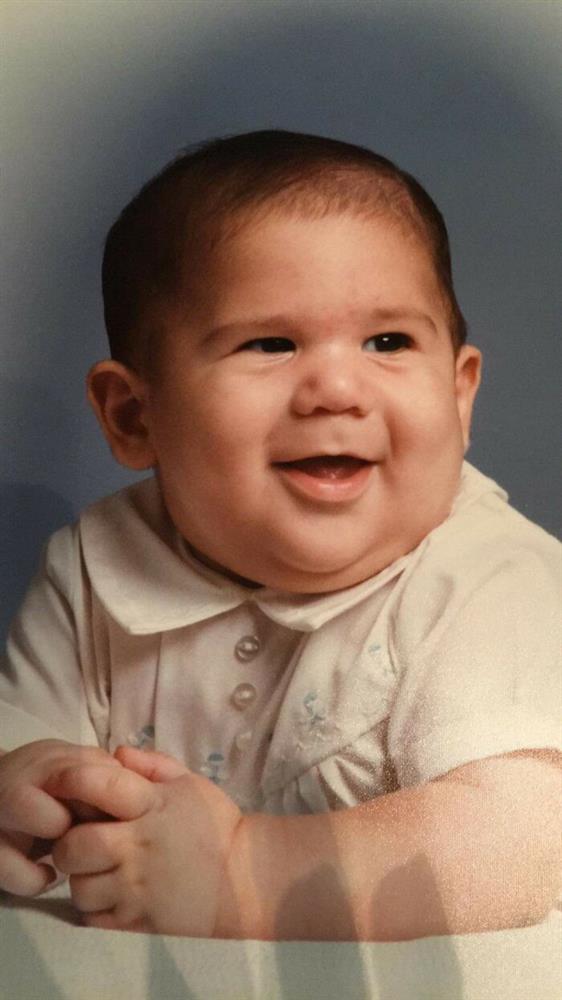 Chùm ảnh: Những em bé sơ sinh có khuôn mặt ông cụ non” khiến cha mẹ được một phen hết hồn nhưng lại gây bão mạng-14