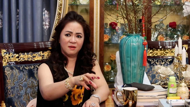 Vợ ông Dũng lò vôi: Võ Hoàng Yên đánh vào lòng tin để trục lợi, chữa bệnh theo kiểu chữa rất nhanh và chạy rất lẹ-1