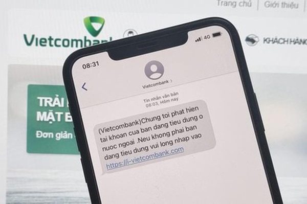 Cảnh báo: Hàng loạt đầu số giả danh các ngân hàng lớn như Vietcombank, ACB, Sacombank... liên tục gửi tin nhắn lừa đảo-4