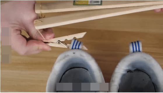 Cái đuôi nhỏ phía sau giày có tác dụng gì không?-6