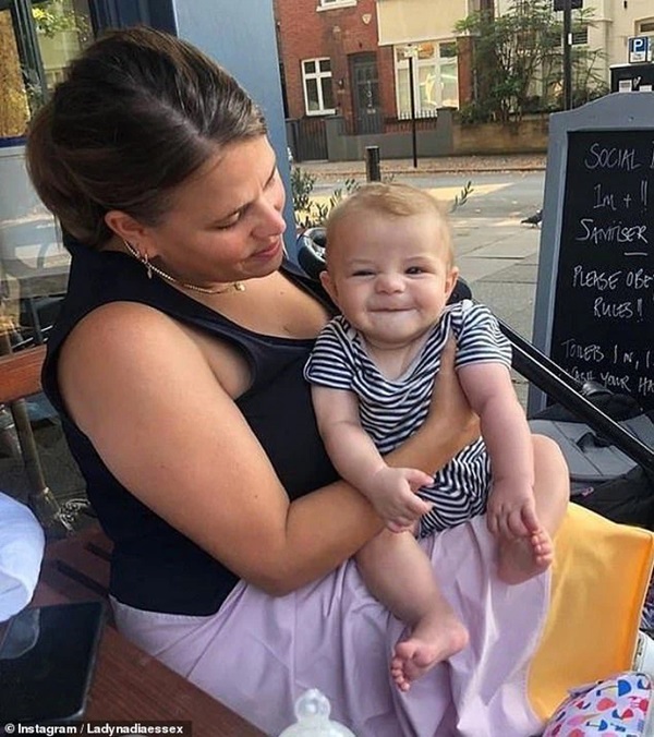 Nhận được tin nhắn báo bạn trai đốt cháy 500 calo lúc nửa đêm, cô gái cay cú phát hiện mình mọc sừng khiến dân mạng ngả mũ-4