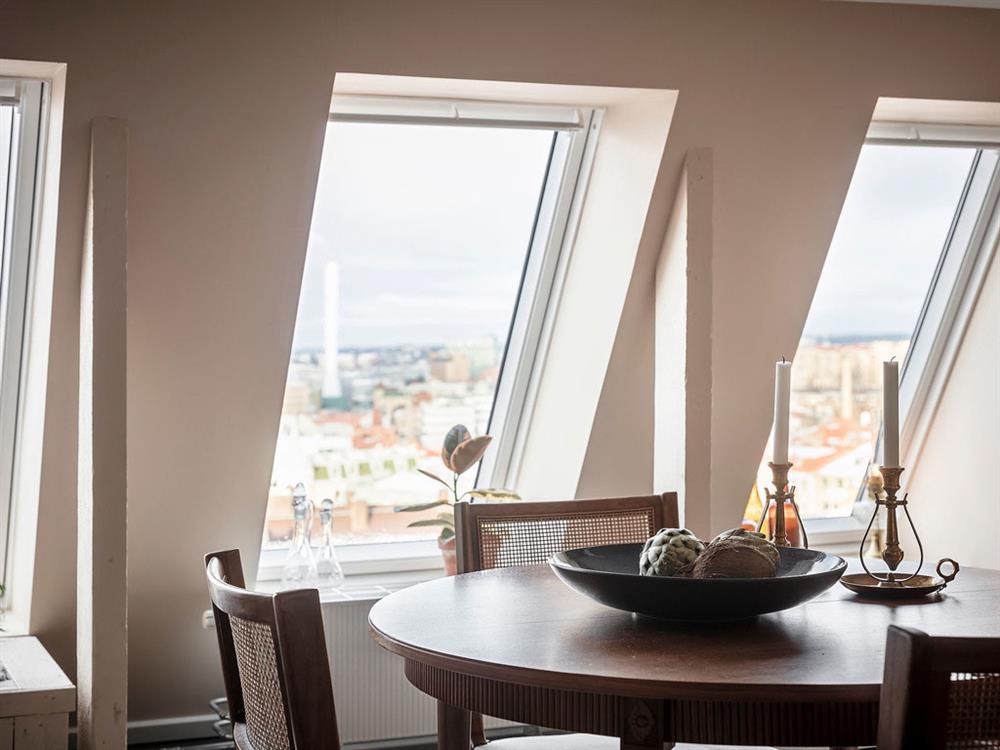 Căn hộ áp mái hiện đại có view nhìn ra biển, niềm ao ước của các chị em là đây chứ đâu-13