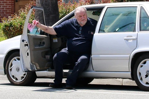 Góc bóc mẽ drama gia đình nhà Meghan Markle: Anh trai nát rượu tù tội, cháu trai ngáo đá gây rối còn cô chị gái thì chuyên gây lùm xùm-4