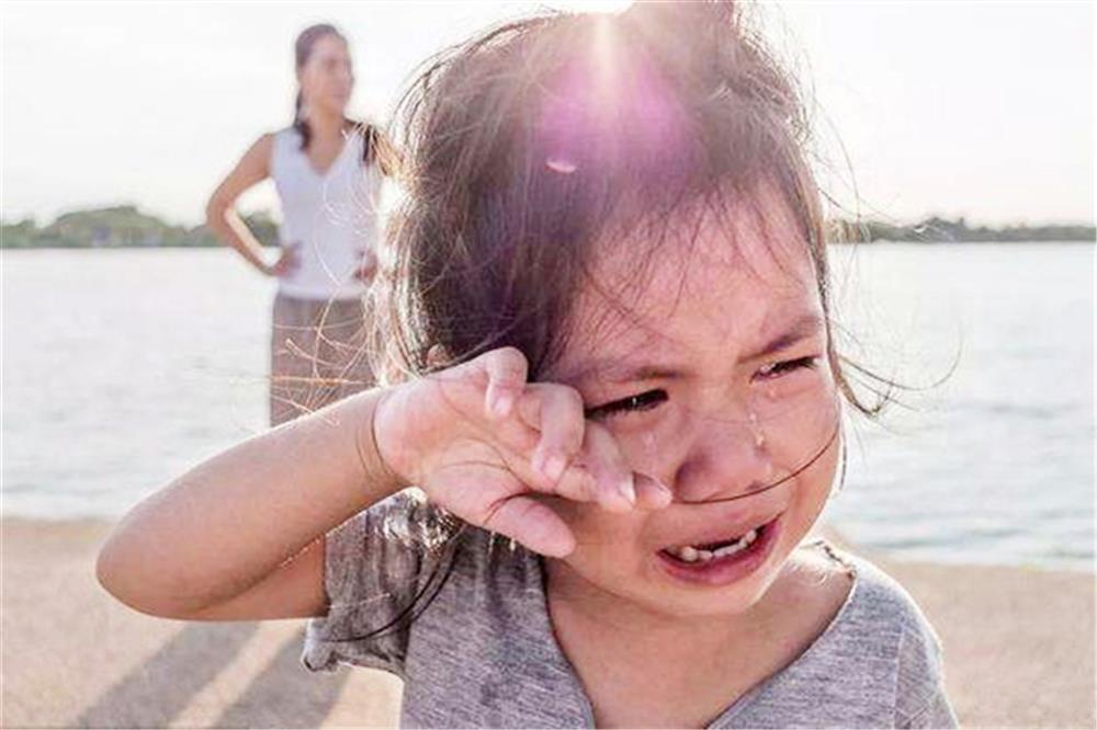 Cha mẹ dễ nổi nóng, con cái được nuôi dạy khó thoát khỏi hai kết cục này: Phụ huynh cần lưu ý để trẻ không bị tổn thương-2