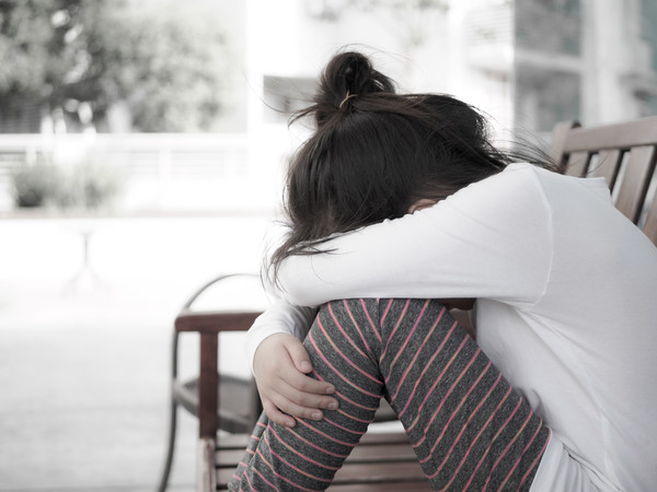 Nhận thấy vùng kín của con có sự bất thường, người mẹ bàng hoàng khi biết kẻ hại con gái mình lại chính người này-1