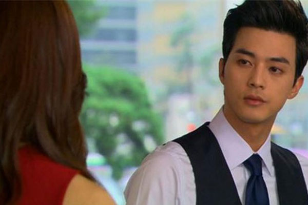 Mang cả xe sang ra quảng cáo bản thân để làm quen, chàng trai nhận cái kết tím mặt từ cô gái-4