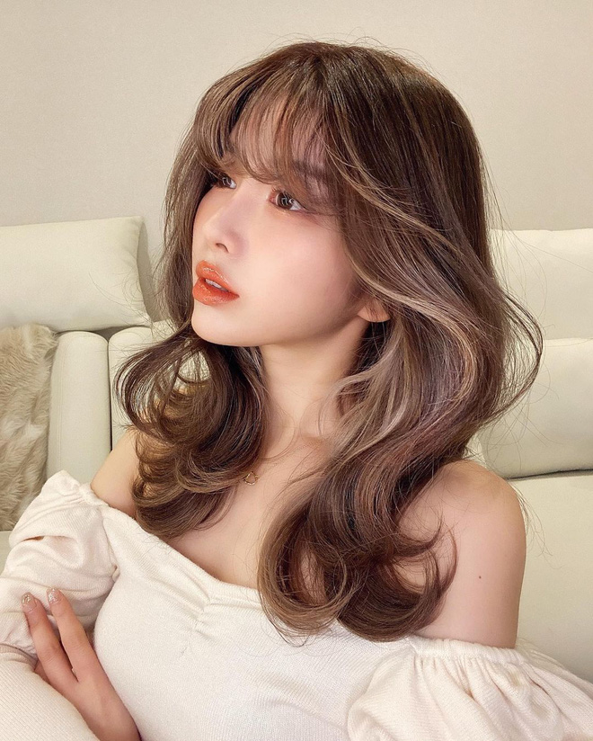 Check nhanh 5 xu hướng tóc trendy cho xuân - hè 2021, toàn kiểu nàng thơ mà nịnh mặt vô đối!-5