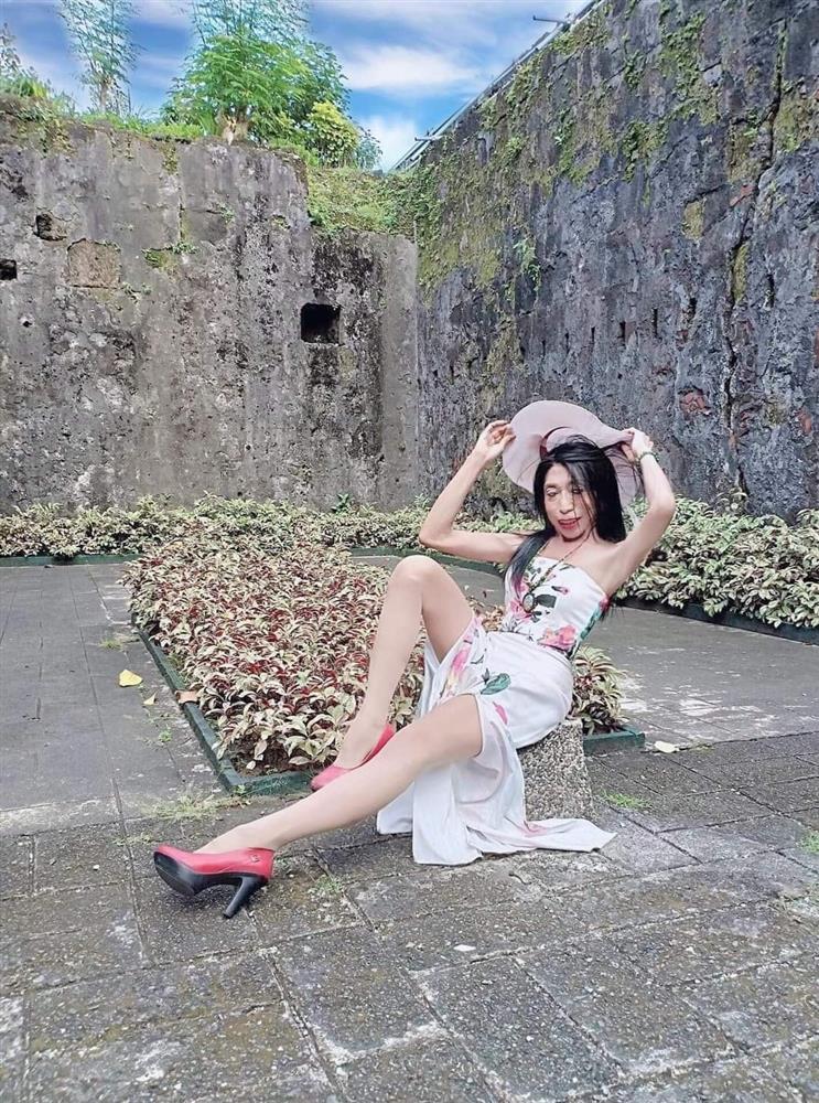 Nhìn lại quá trình từ lúc gây sốt khắp châu Á đến khi bị cho là nguy kịch trên giường bệnh của thảm họa chuyển giới Thái Lan-2