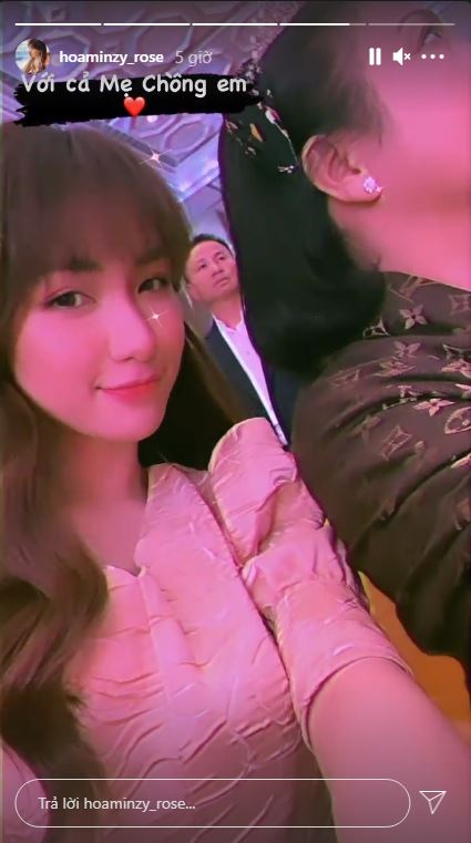 Hòa Minzy làm rõ mối quan hệ với mẹ chồng giàu có chỉ qua một tấm ảnh-1