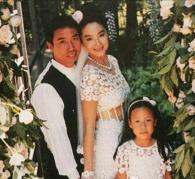 Đời tư sóng gió của dàn mỹ nhân họ Lâm đình đám Cbiz: Người ám ảnh vì đóng phim cấp 3, kẻ cả đời mang danh giật chồng-4