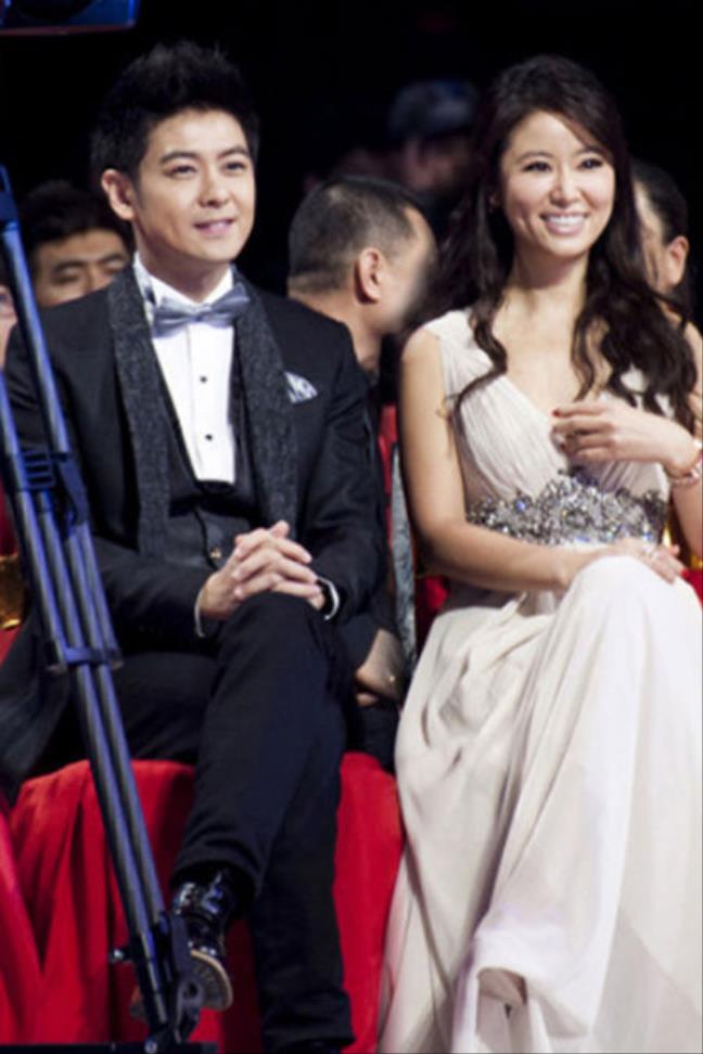 Đời tư sóng gió của dàn mỹ nhân họ Lâm đình đám Cbiz: Người ám ảnh vì đóng phim cấp 3, kẻ cả đời mang danh giật chồng-11