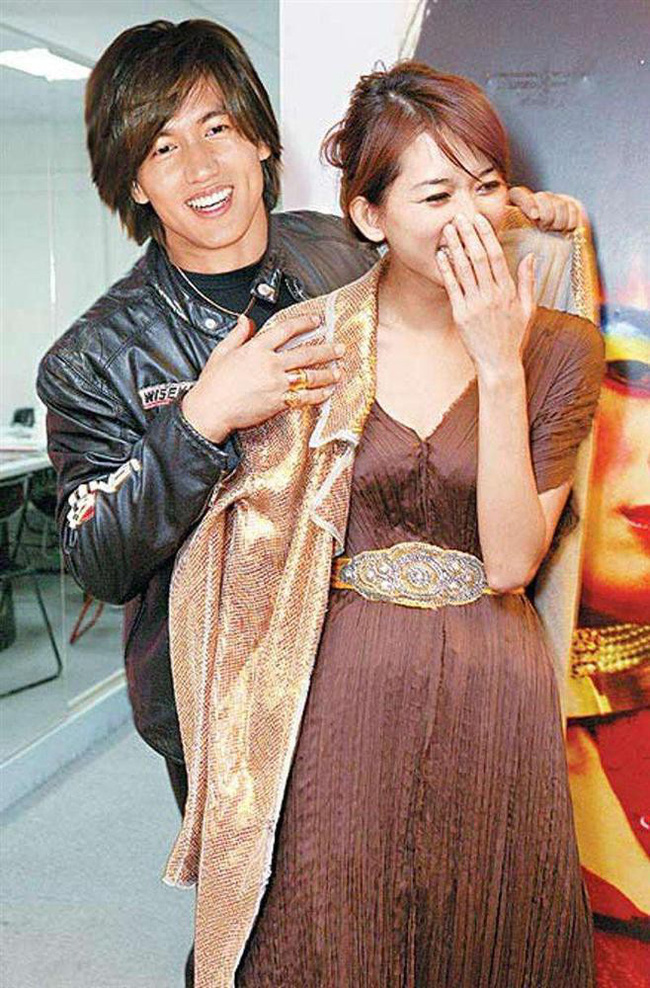 Đời tư sóng gió của dàn mỹ nhân họ Lâm đình đám Cbiz: Người ám ảnh vì đóng phim cấp 3, kẻ cả đời mang danh giật chồng-15