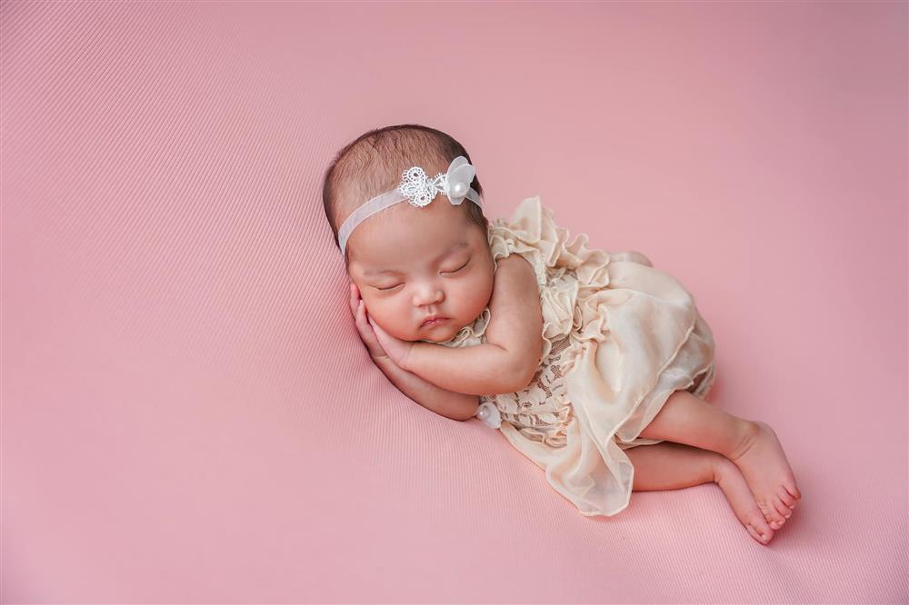 Bà xã Mạc Văn Khoa khoe hành trình bầu bí, sinh con xúc động, sau mổ lom khom tập đi như bà cụ khiến chồng bật khóc thốt lên 1 câu-3