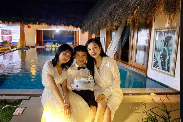 Người vợ cũ sống điềm đạm, ân nghĩa của cố ca sĩ Vân Quang Long-8