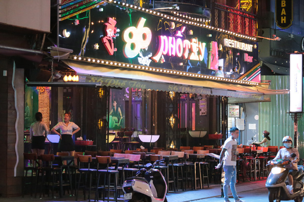 TP.HCM: Karaoke, quán bar, vũ trường được phép hoạt động trở lại-1