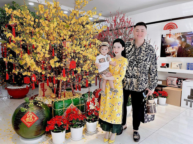 Con dâu ông trùm điện tử Sài Gòn hé lộ cảnh bên trong biệt thự đang sống, đầy ắp những món đồ chỉ giới thượng lưu mới có-3