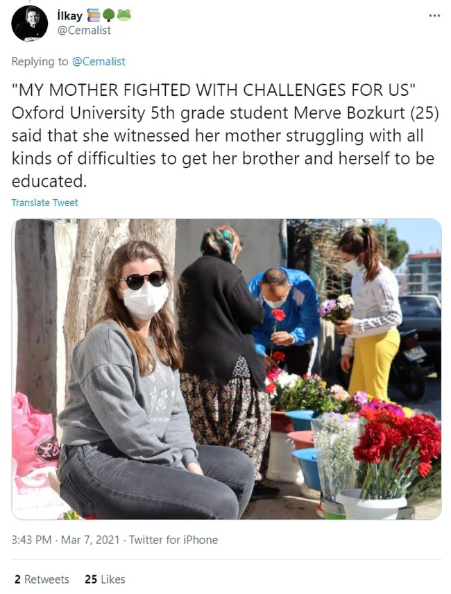 Cặm cụi bán hoa ở nghĩa trang cóp từng đồng bạc lẻ để nuôi con gái đi du học nước ngoài, mẹ chết lặng khi biết sự thật chua xót-4