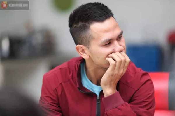 Rưng rưng khoảnh khắc bé gái rơi lầu 12 lần đầu gặp mặt anh Nguyễn Ngọc Mạnh: Con chào bố Mạnh, con cảm ơn bố-3