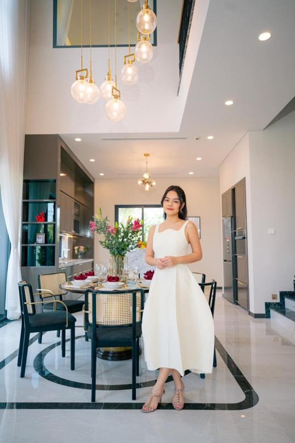 Phạm Quỳnh Anh mua hai căn nhà phố liền kề làm quà tặng cho con gái-3