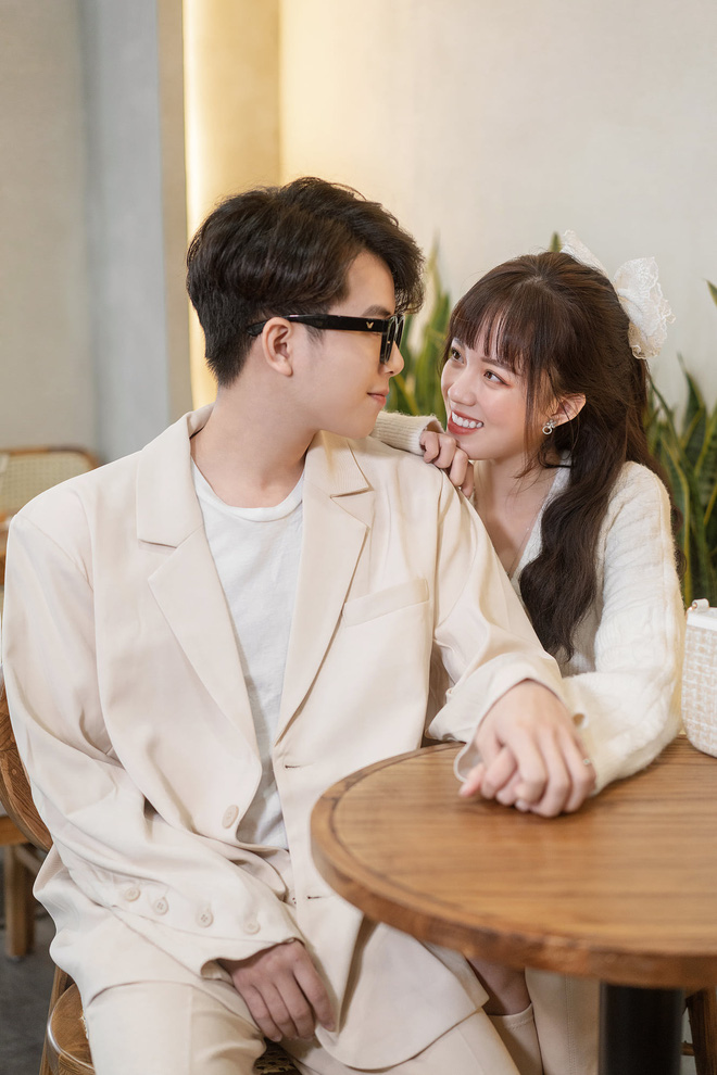 Quản lý lên tiếng vụ streamer Mèo Sao Hỏa bất ngờ thông báo chia tay: Tâm lý bạn ấy đang rất rối, khóc cả tối qua-1