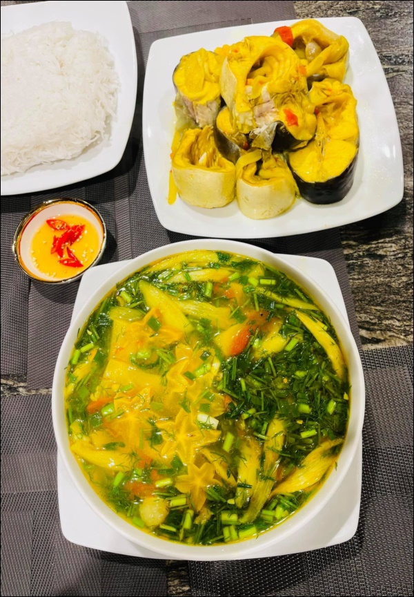 Nấu ăn siêu đỉnh như Lã Thanh Huyền: Cân đẹp món canh&nbsp;chua cá hú chuẩn vị miền Tây, chị em học ngay để chiêu đãi chồng con-5