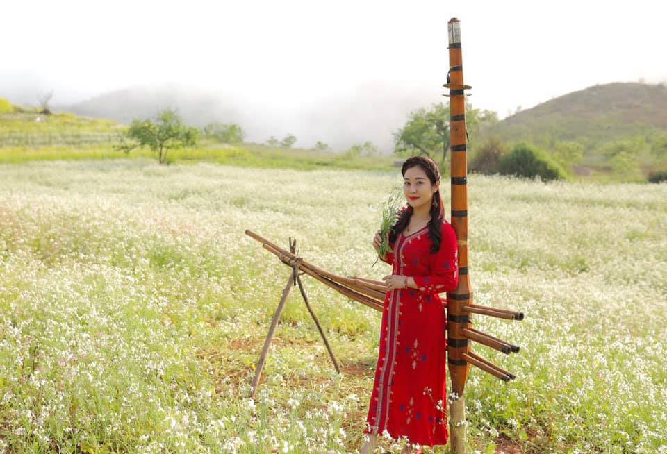 Vợ kém 12 tuổi trẻ trung xinh đẹp của NSND Tự Long-11