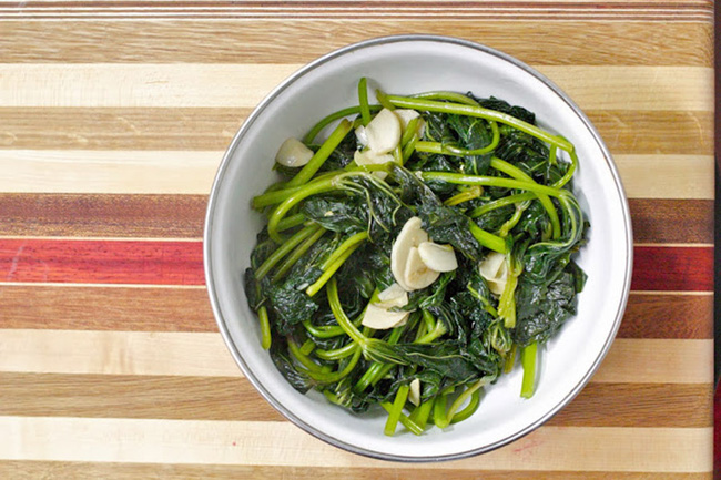 Loại rau này bổ gấp nhiều lần củ khoai lang, được cả Liên Hiệp Quốc đề cao nhưng khi ăn có 3 điều cần đặc biệt lưu ý-2