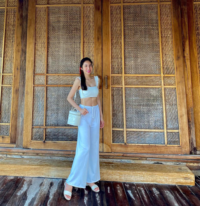 Thủy Tiên ngạc nhiên khi có cơ bụng quá xuất sắc dù không tập tành gì vì lười-1