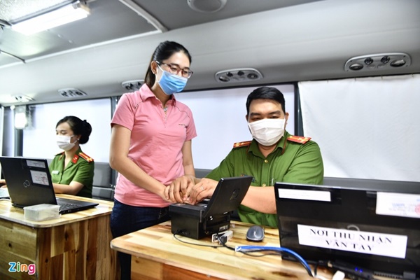 Căn cước công dân gắn chip có chức năng định vị?-1