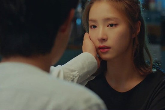 Thư ký trẻ và cái kết đắng ngắt cho mối tình 'già nhân ngãi, non vợ chồng' với sếp