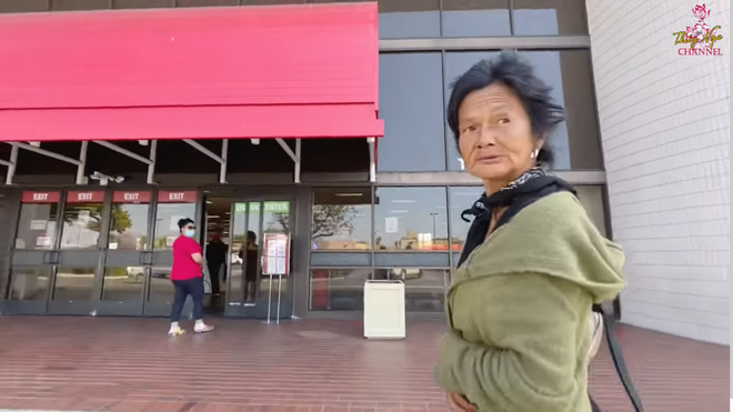 Ca sĩ Kim Ngân lang thang tại Mỹ: Tôi ăn uống phải đi xin, họ thấy tôi khổ quá nên cho-4