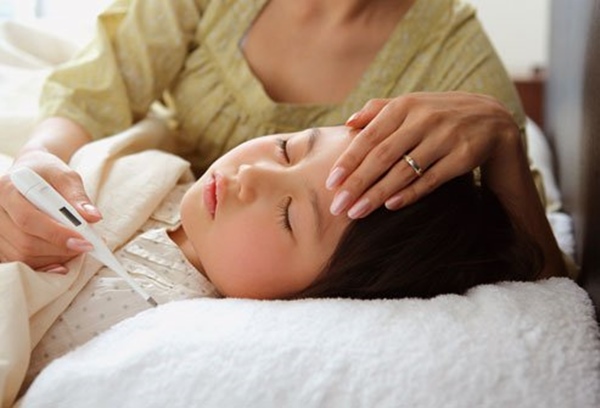 2 trường hợp tử vong do sốt xuất huyết, bất kì ai cũng cần biết những điều nên và không nên làm khi bị sốt xuất huyết-2